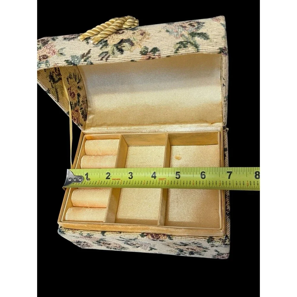Vtg Floral Tapestry Fabric Jewelry Trinket Box With Ring Insert & Lid Tassel
